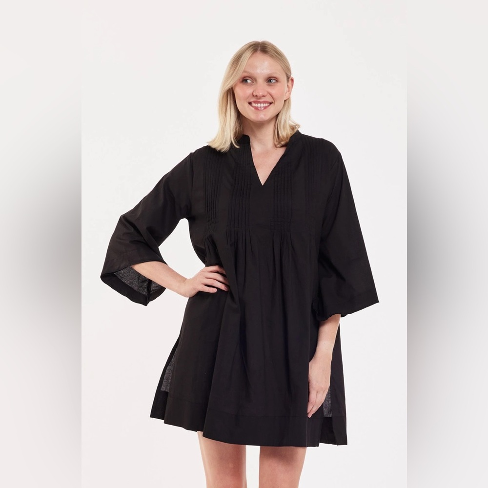 ModaPosa - Medium- Chic Black Women's Swim Coverup